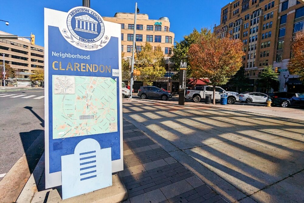 Clarendon neighborhood directional sign near Metro