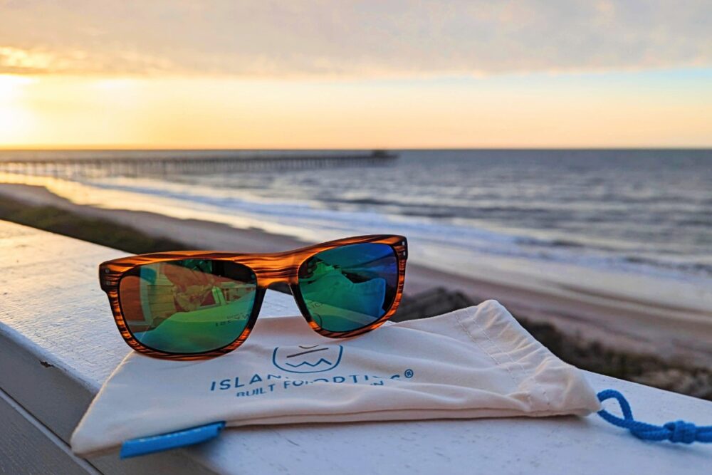 Beach sunglasses brands online