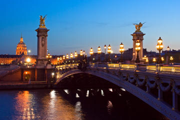 The best Paris Walking Tours - TravelMag.com