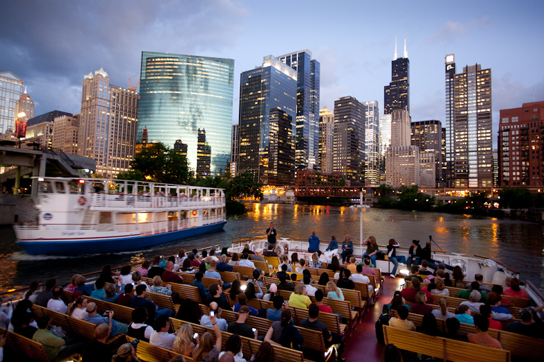 night boat tours in chicago