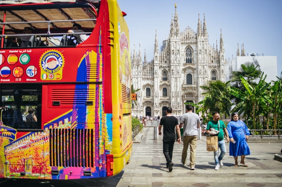 bar tour milan