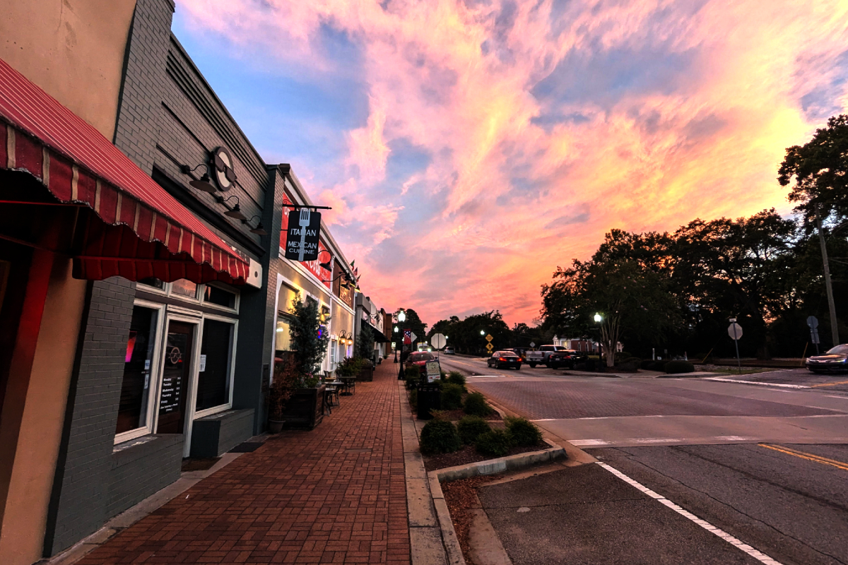 Sunset along street view in Hampton, Henry County, Georgia. 